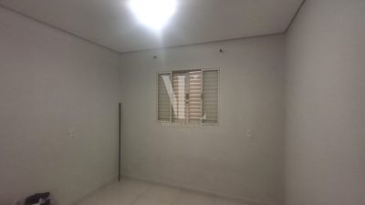 CASA com 02 quartos para VENDA Vila Insdustrial - Bauru-SP